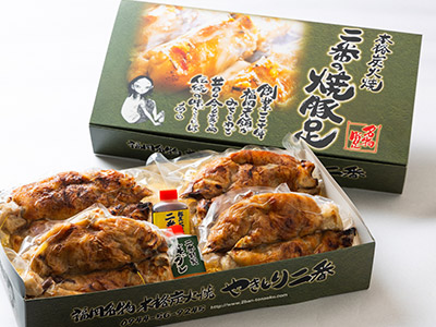 二番の焼豚足8本ギフト