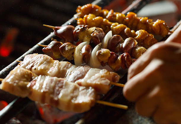 焼いている手元